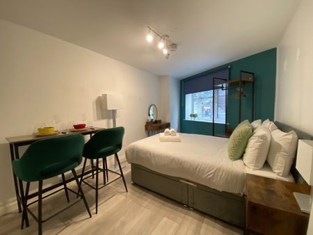 Studio Flat, Walworth Road, SE1 - Photo 2
