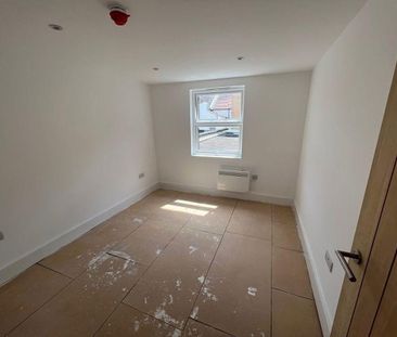 2 bedroom maisonette to rent - Photo 3