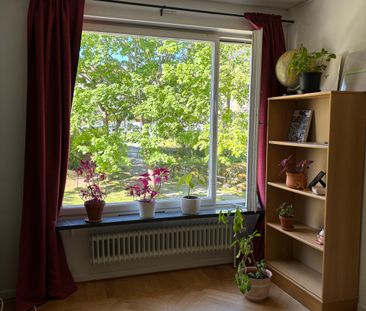 Indalsbacken, Vällingby - Foto 1