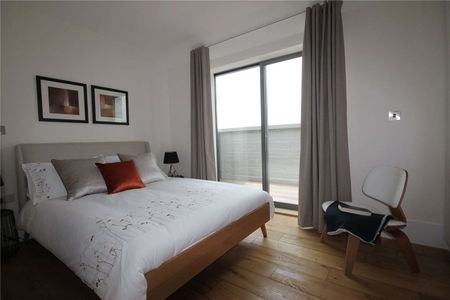 An outstanding two bedroom duplex apartment in Spiller's Mill. EPC Rating: C - Photo 3