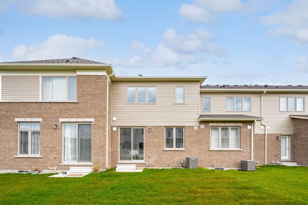 For Lease - 13 Edminston Drive, Centre Wellington, Ontario - Photo 1