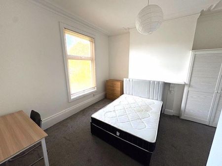 3 bedroom duplex to rent - Photo 4