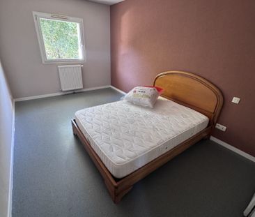 Location Maison 4 pièces 81m² PESSAC 33600 - Photo 2