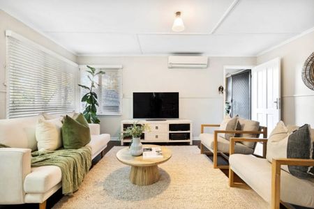 1/3 Killalan Street, Gailes QLD 4300 - House For Rent | Domain - Photo 5