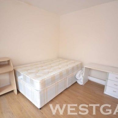 4 Bed - Wykeham Road, Reading - Photo 1