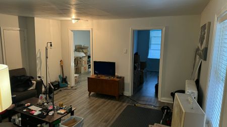 For Lease - 13 Main Street, Newmarket, Ontario - Photo 2