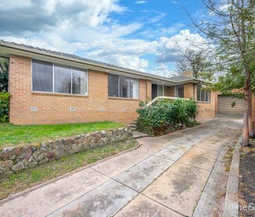 Everything at the touch of your fingertips! - Photo 1