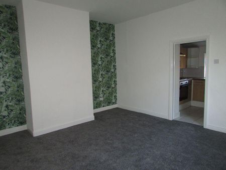 3 bedroom end of terrace house to rent - Photo 4