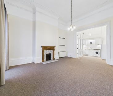 Suffolk Square, Cheltenham, GL50 - Photo 1