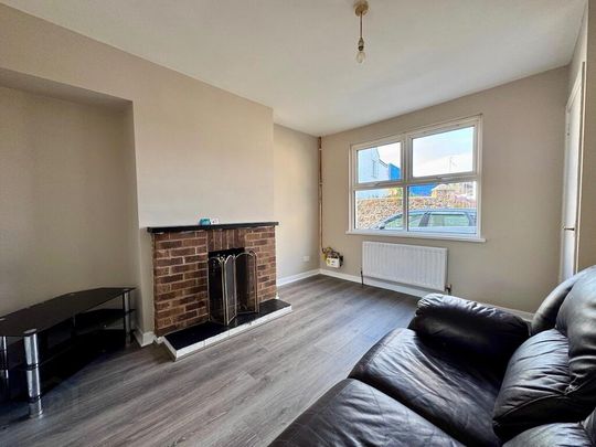 2 Hamilton Terrace, Lurgan, BT66 7DX - Photo 1
