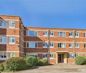 Crescent Mansions, Mount Radford Crescent, Exeter, Devon, EX2 - Photo 2