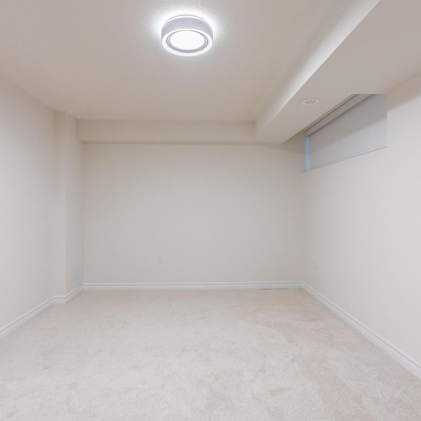 For Lease - 178 Petch Avenue, Caledon, Ontario - Photo 1