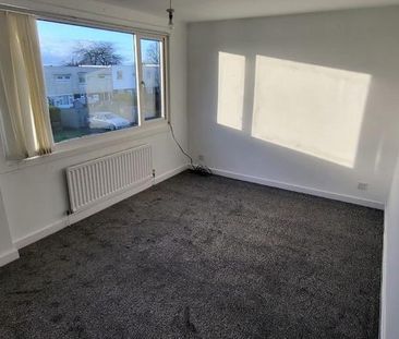 2 bedroom semi-detached house to rent - Photo 5