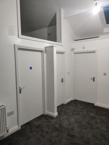 1 bedroom Flat To Let - Photo 5