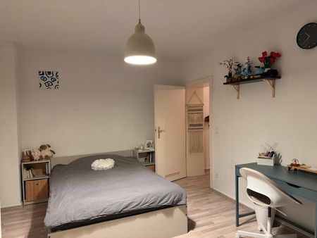 Möblierte 2 Zimmer Wohnung zur Zwischenmiete für 6 Monaten - Photo 4