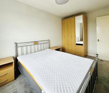 2 bedroom flat to rent - Photo 6