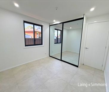 Brand-new two-bedroom granny flat in a peaceful street - Photo 2
