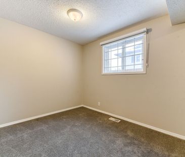 10, 5601 Dalton Dr. NW, Calgary - Photo 1