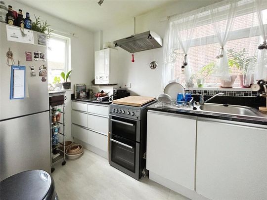 2 bedroom semi-detached house to rent - Photo 1