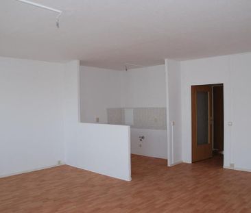 Wunderschöne Familienwohnung mit Einbauküche - Photo 2