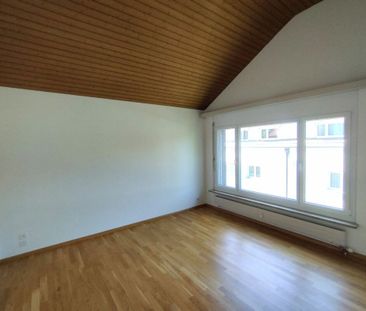 "2.5-Zimmerdachwohnung in Reinach mit Hobbyraum" - Photo 5