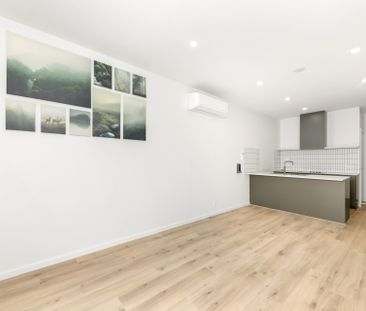 Whitlam Townhouse - Photo 3