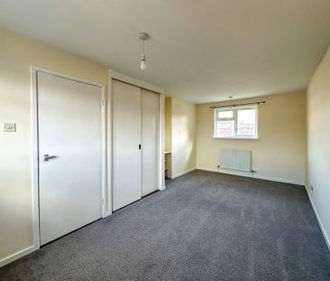 Durham Way, Wyton - Photo 5