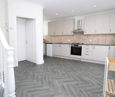 Victoria Road - Photo 4