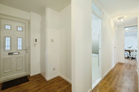 2 Bed Flat, Corporation Street, N7 - Photo 4