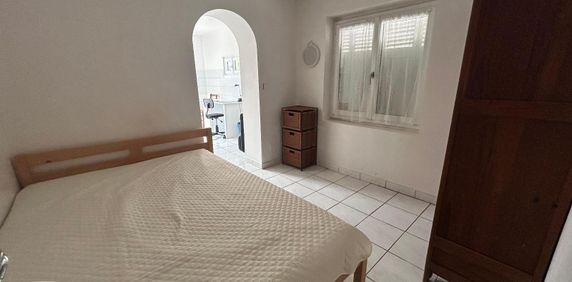 Location Appartement 1 pièce 18m² POITIERS 86000 - Photo 2
