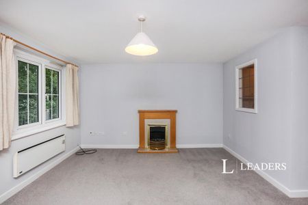 1 bedroom flat to rent - Photo 2