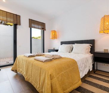 3 bedroom luxury Villa for rent in Nueva Andalucia, Andalusia - Photo 1