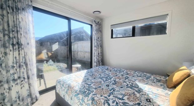 3 Bedroom, 2 Bathroom Home in Hanley's Farm - Photo 1