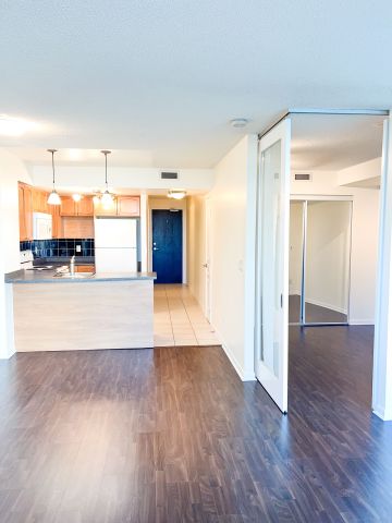 For Lease - 18 Yonge Street Unit# 806, Toronto, Ontario - Photo 2