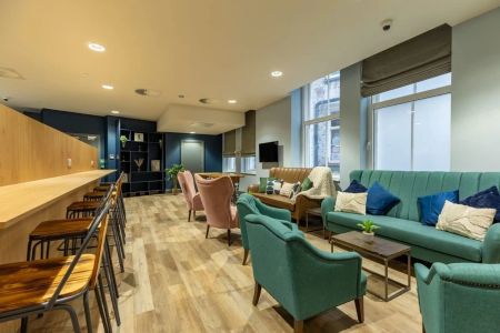 One-Bed Apartment - Photo 3