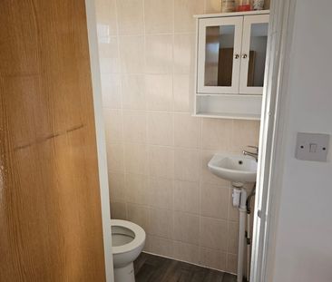 Studio Flat, St. Pauls Road, N17 - Photo 6