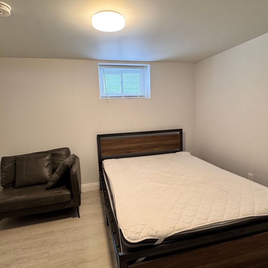 For Lease - 5513 Spring Street Unit# B2, Niagara Falls, Ontario - Photo 1