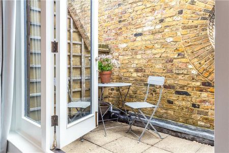 2 bedroom flat to rent - Photo 3