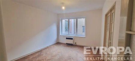 Pronájem bytu 2+1, 58 m - Fotografie 5