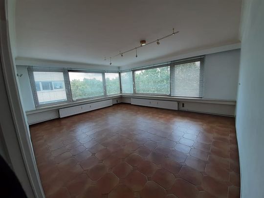 Appartement te huur - Photo 1