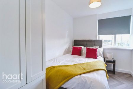 1 bedroom in a house share to rent - Photo 5