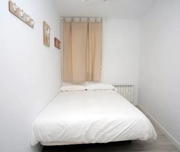 Calle del Arenal, Madrid, Community of Madrid 28013 - Photo 3