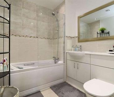 Woking, Surrey, GU22 - Photo 6