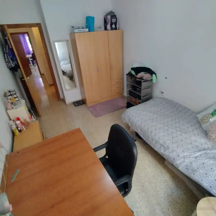 Piso de alquiler en Calle Santa Aurelia, Fígares - Foto 1