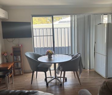 Bibra Lake - Photo 2