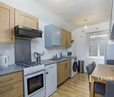 Streatham Vale, London, SW16 - Photo 6