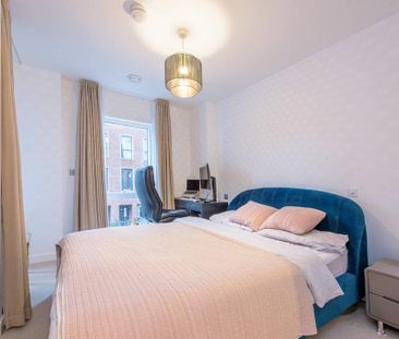 4 bedroom terraced house to rent - Photo 2