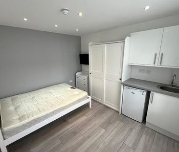 4 bedroom house share to rent - Photo 3