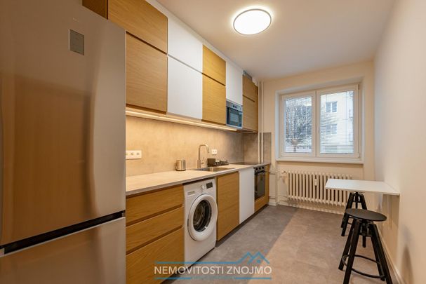 Pronájem bytu 3+1 77 m² - Fotografie 1