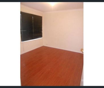 SECURE AND PRIVATE - Photo 6